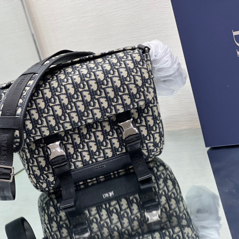 Dior Explorer Messenger Bag - DopestKickz