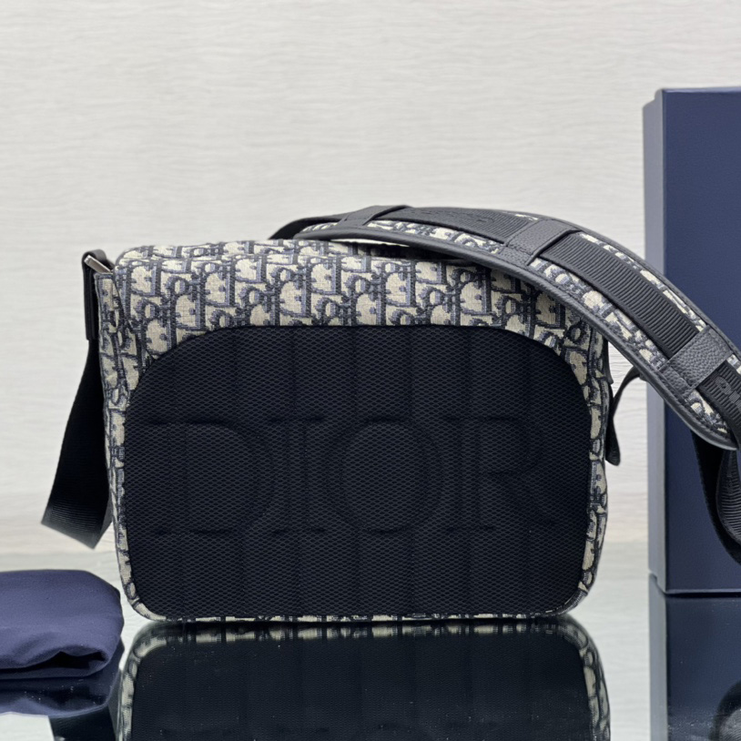 Dior Explorer Messenger Bag - DopestKickz