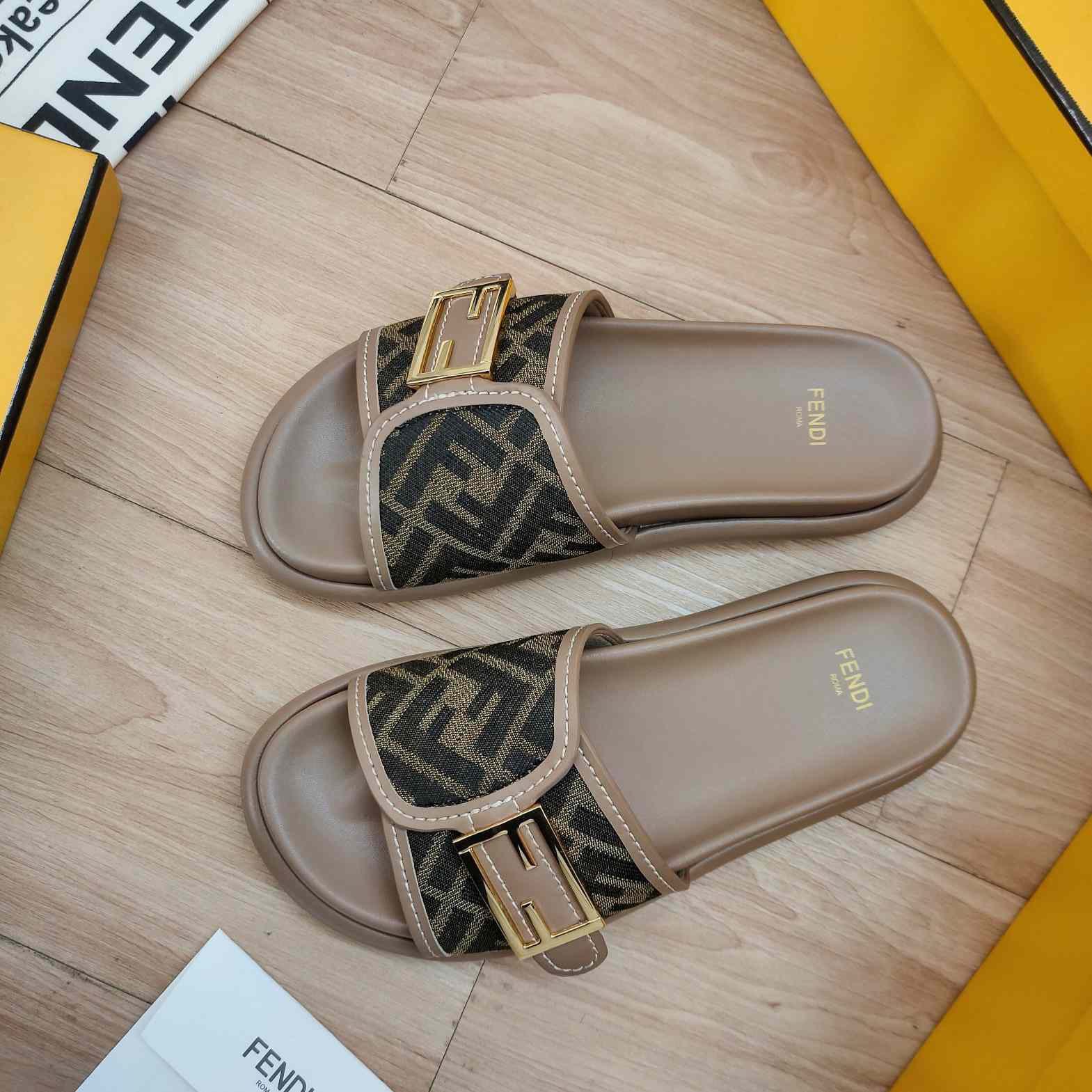 Fendi Feel Fabric Slides - DopestKickz