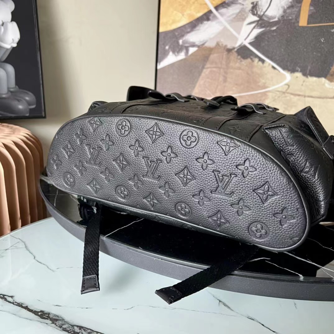 Louis Vuitton Christopher MM Backpack (41-48-13CM)     M55699 - DopestKickz
