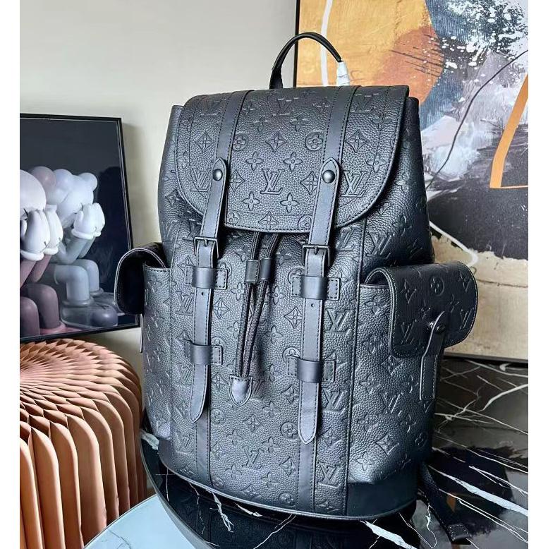 Louis Vuitton Christopher MM Backpack (41-48-13CM)     M55699 - DopestKickz