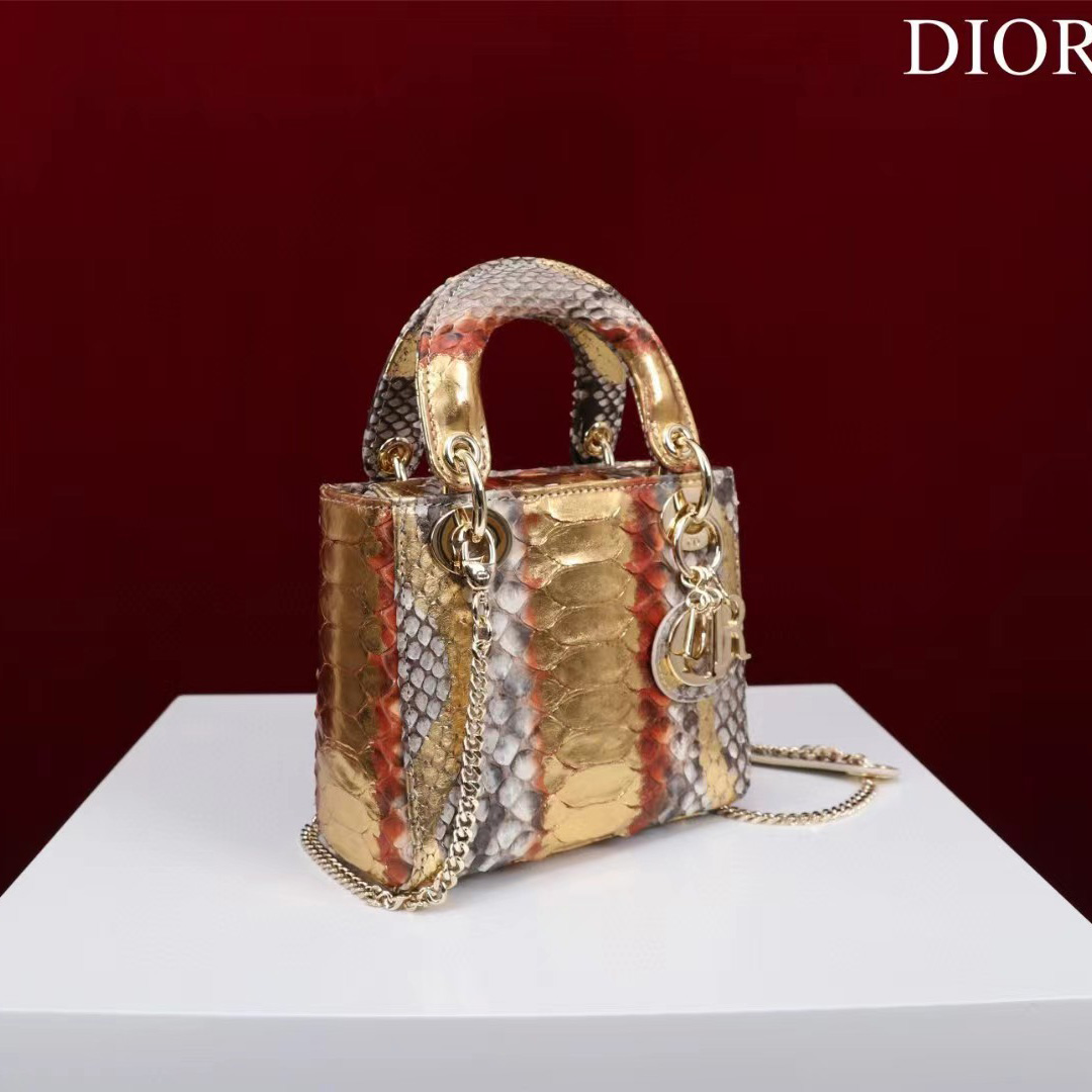Dior Lady Dior Bag (17-15-7 cm) - DopestKickz