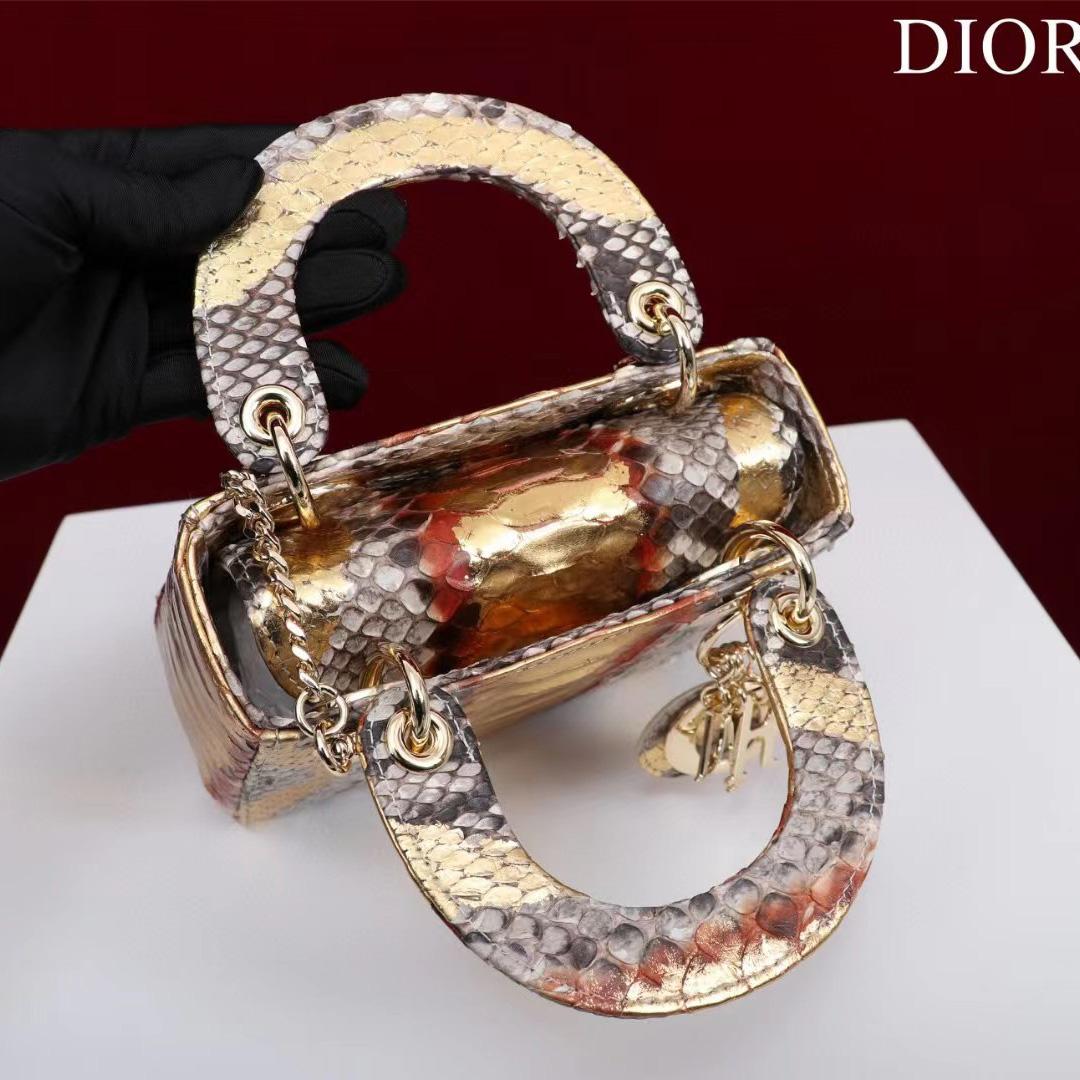 Dior Lady Dior Bag (17-15-7 cm) - DopestKickz