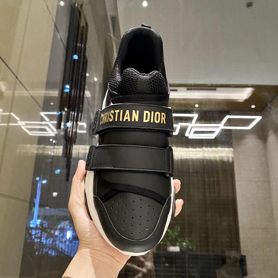Dior D-Wander Sneaker - DopestKickz