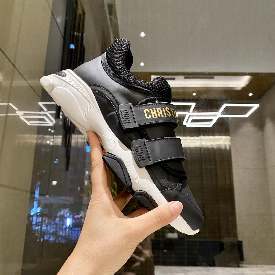Dior D-Wander Sneaker - DopestKickz