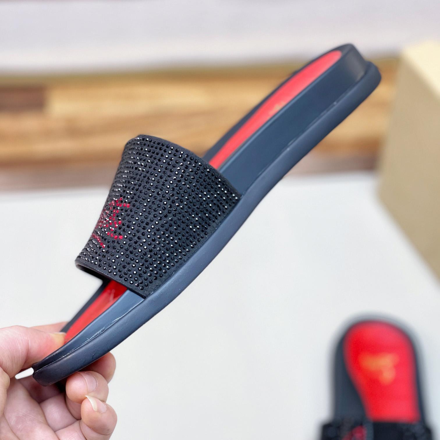 Christian Louboutin Men's Sandals - DopestKickz