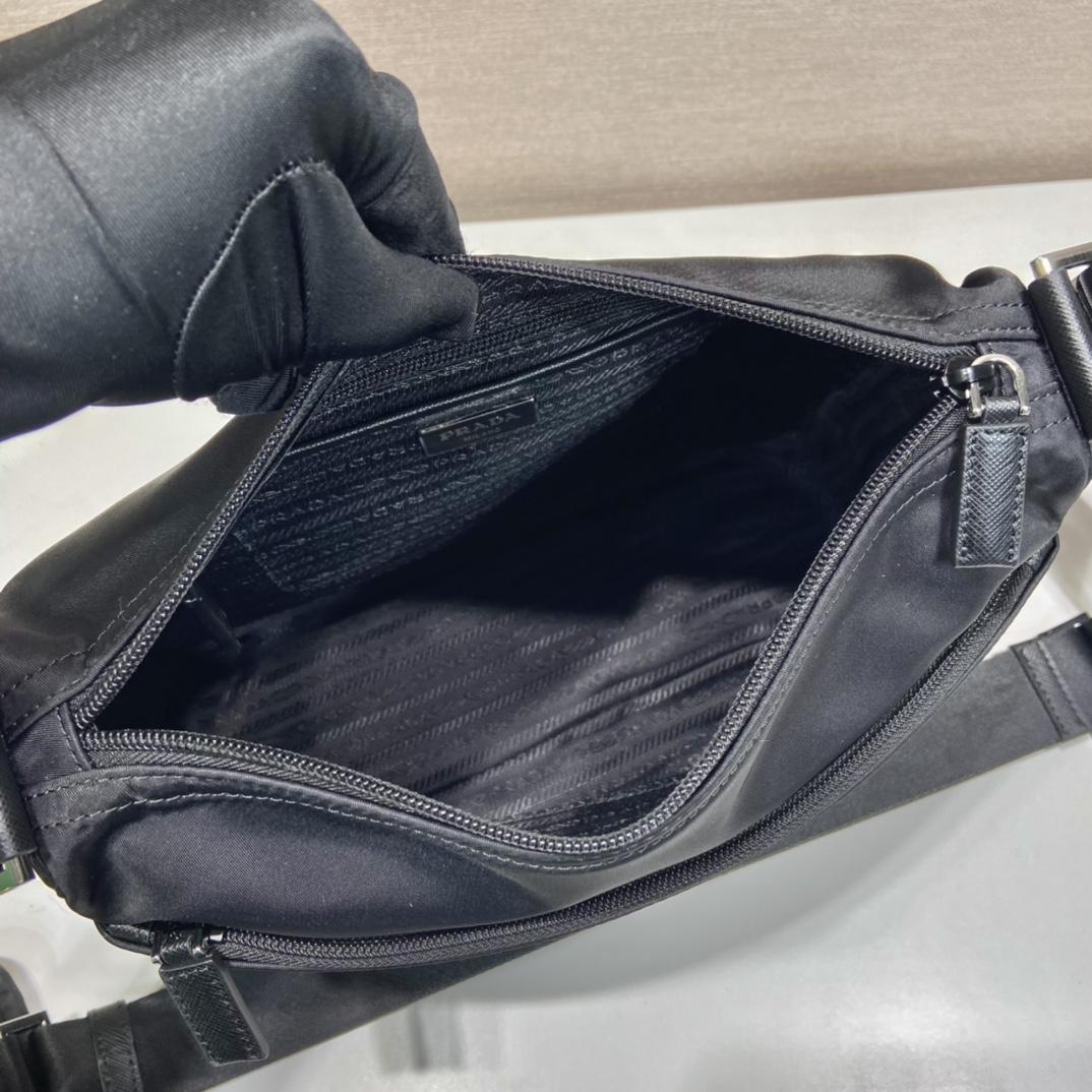 Prada Re-Nylon Bag - DopestKickz