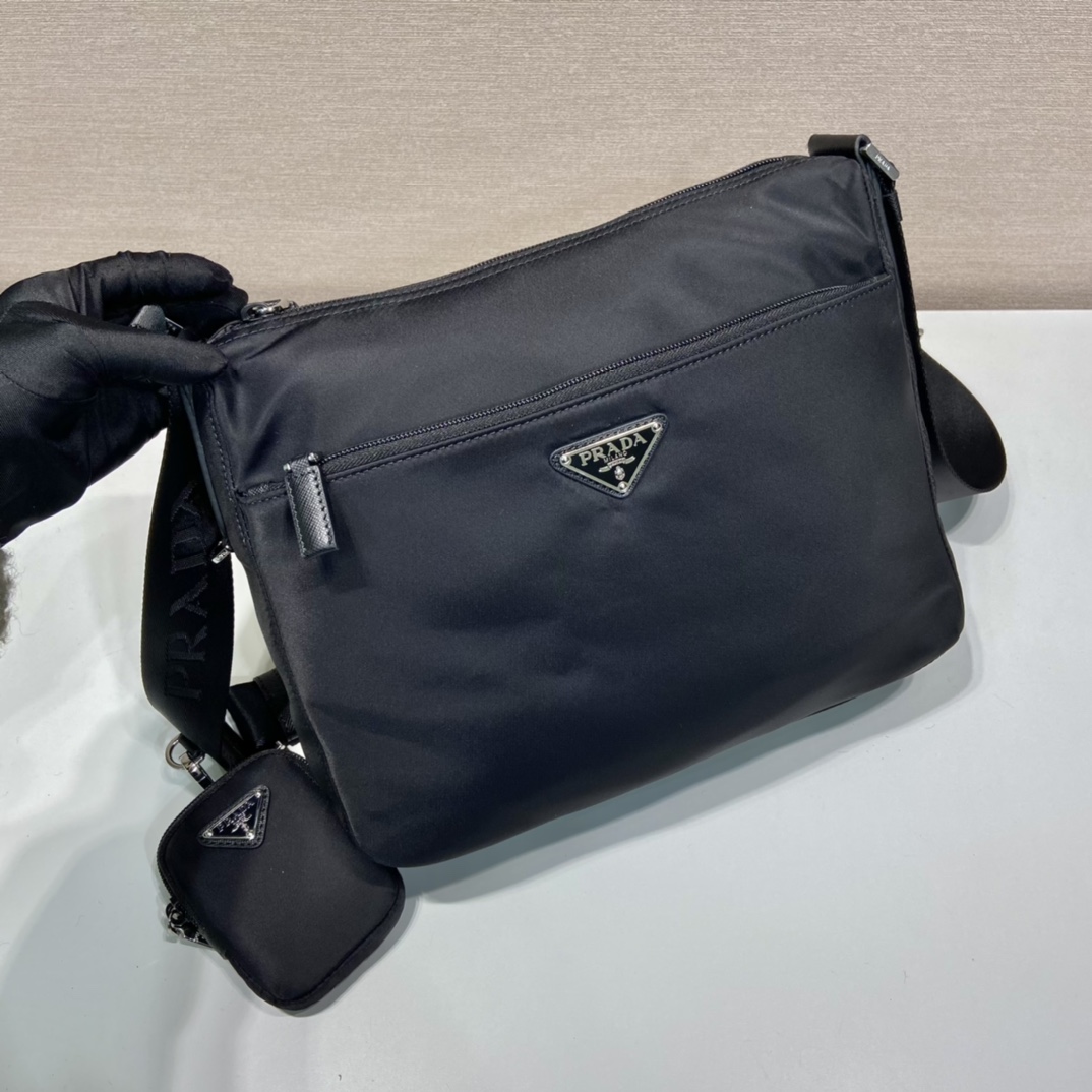 Prada Re-Nylon Bag - DopestKickz