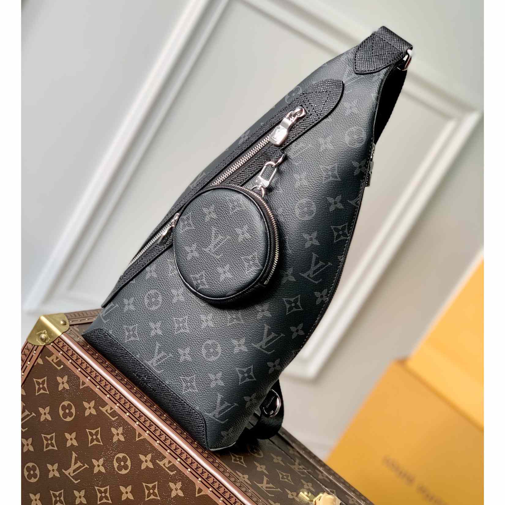 Louis Vuitton Duo Sling Bag(20-42-6cm)       M30936 - DopestKickz
