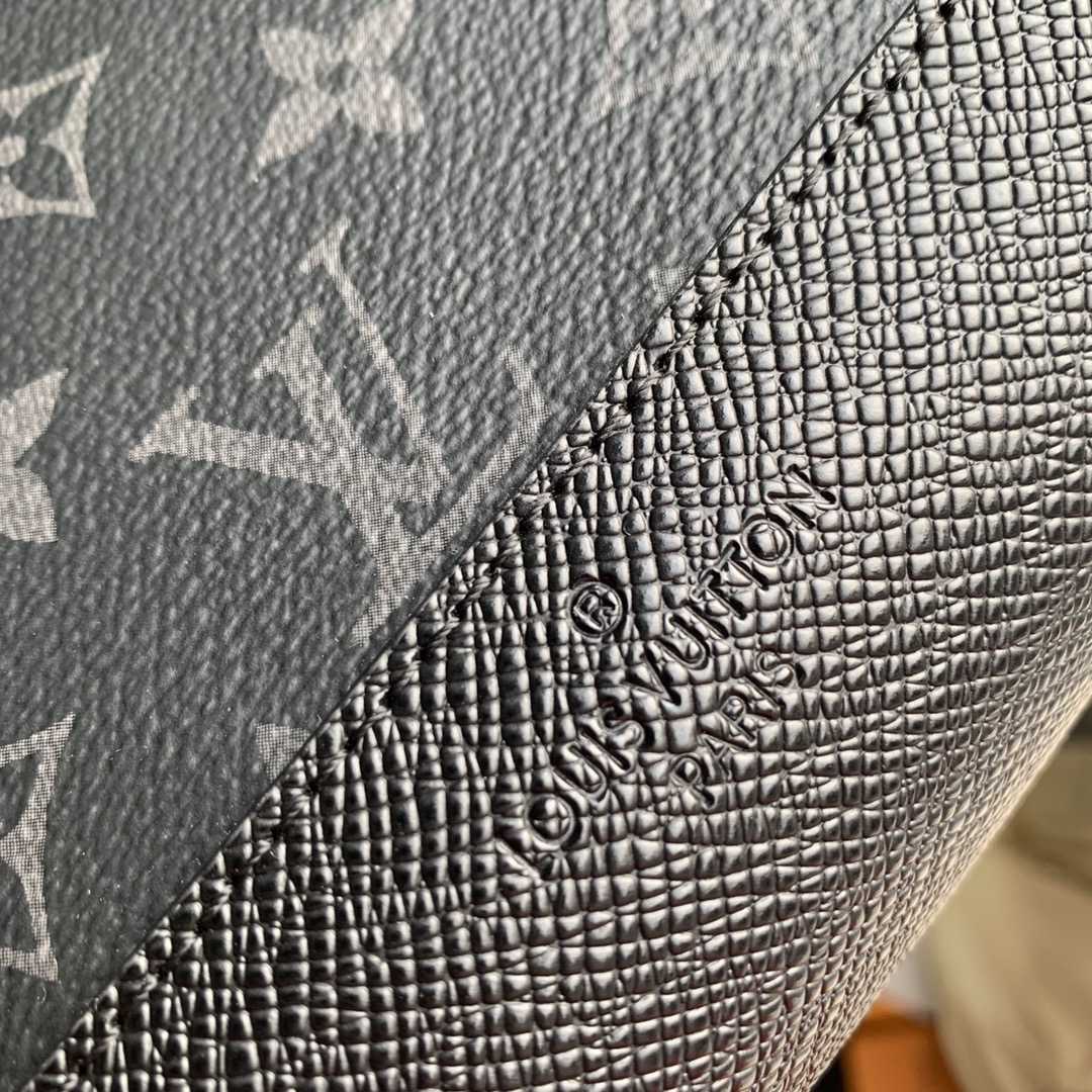 Louis Vuitton Duo Sling Bag(20-42-6cm)       M30936 - DopestKickz