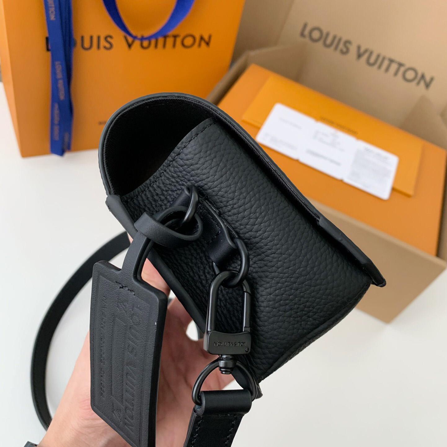 Louis Vuitton Fastline Wearable Wallet   M82085 - DopestKickz