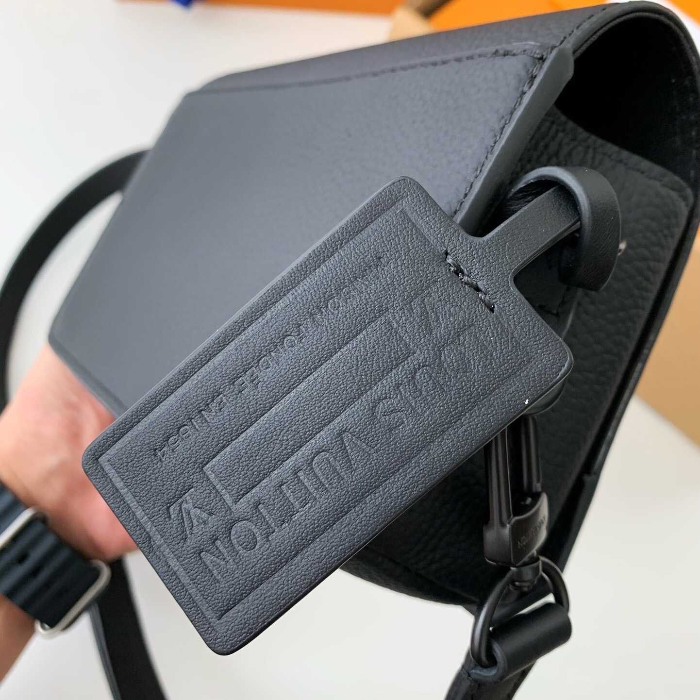 Louis Vuitton Fastline Wearable Wallet   M82085 - DopestKickz