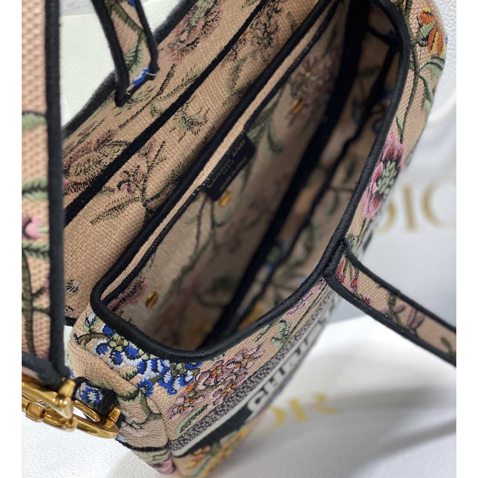 Dior Saddle Bag  - DopestKickz