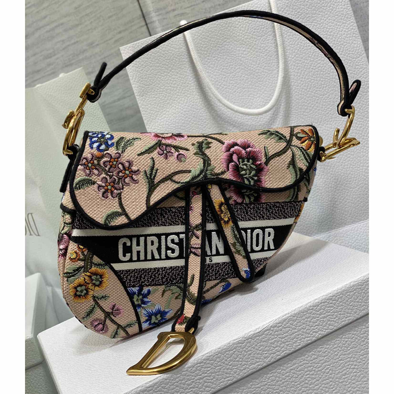 Dior Saddle Bag  - DopestKickz