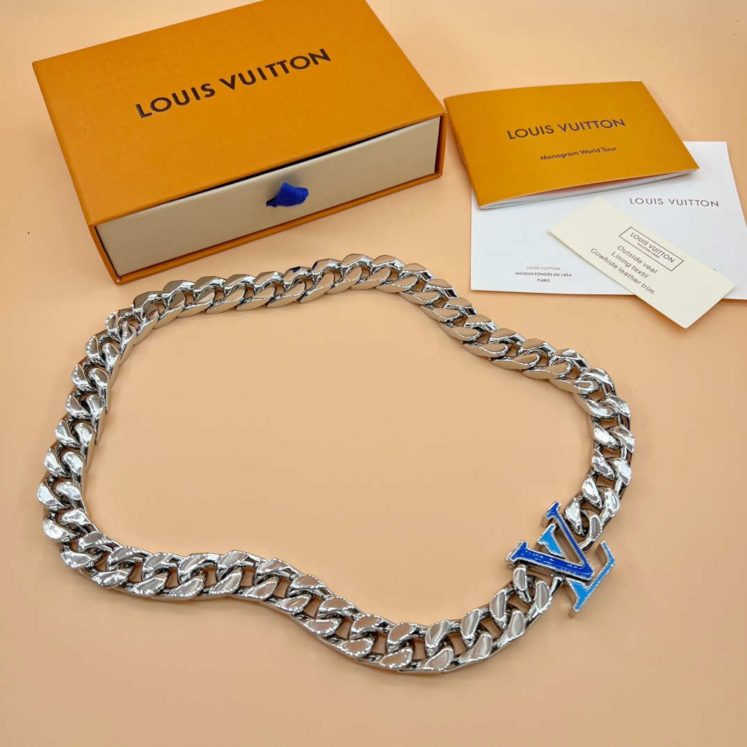 Louis Vuitton LV Chain Necklace    M00907 - DopestKickz
