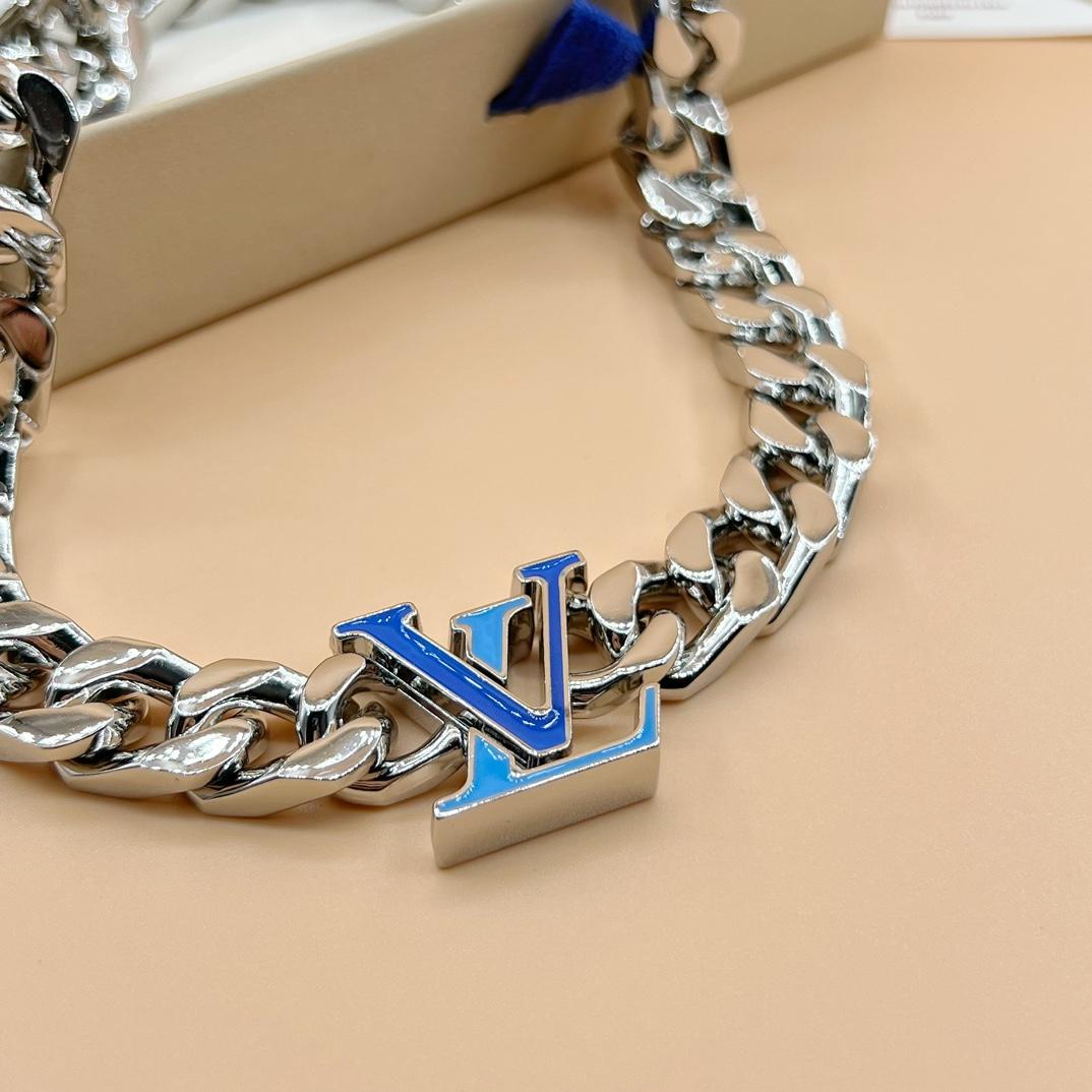 Louis Vuitton LV Chain Necklace    M00907 - DopestKickz