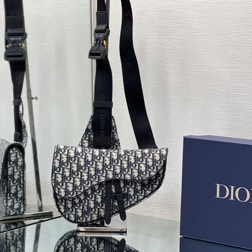 Dior Saddle Bag - DopestKickz
