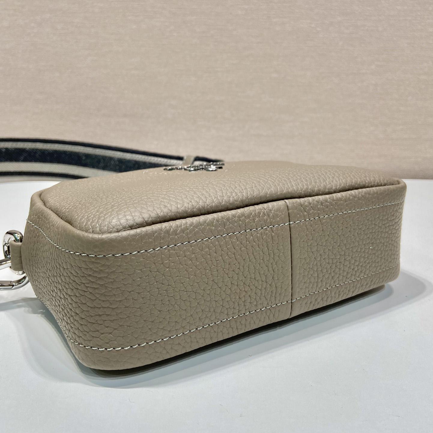 Prada Small Leather Bag - DopestKickz