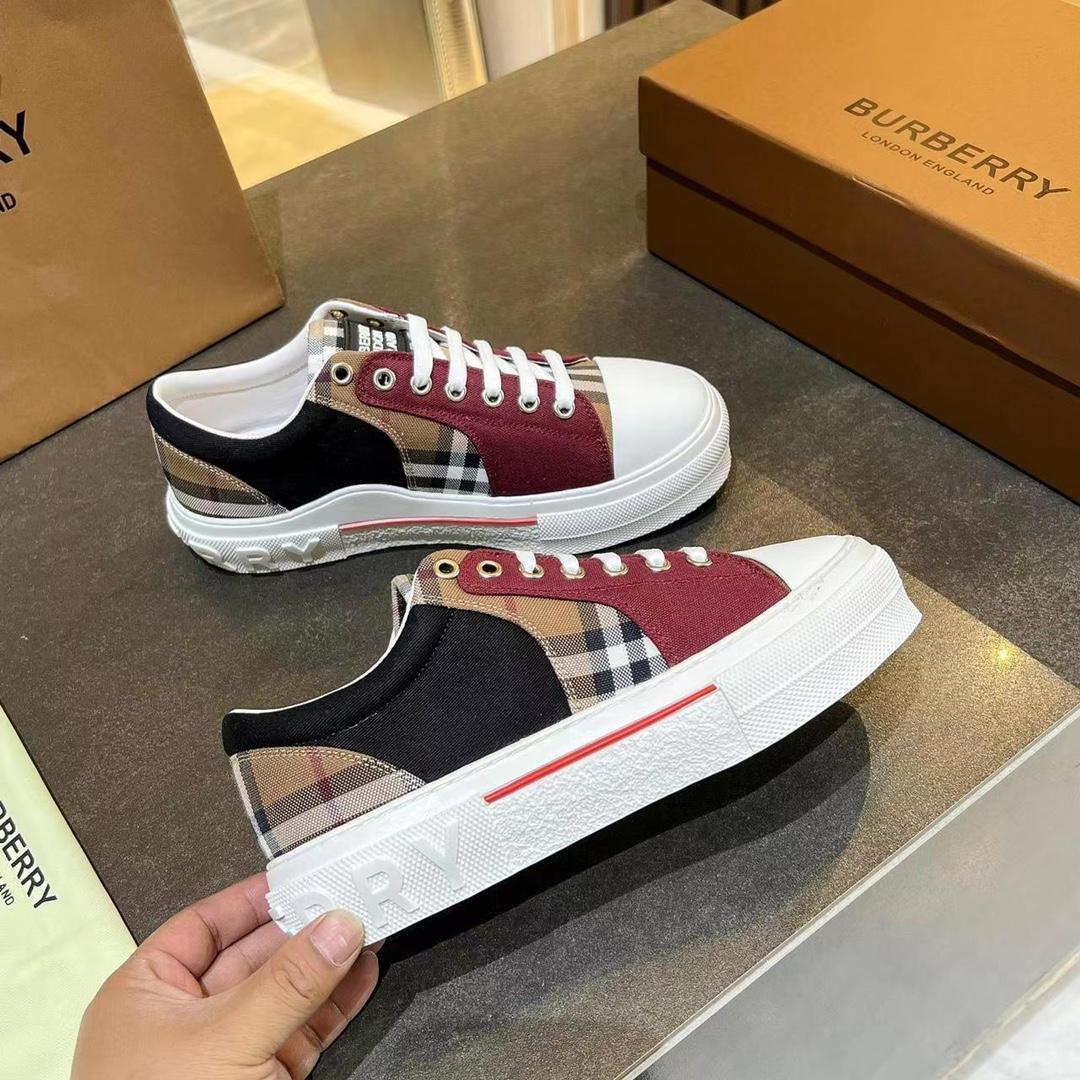 Burberry Kai Check Low-Top Sneakers - DopestKickz