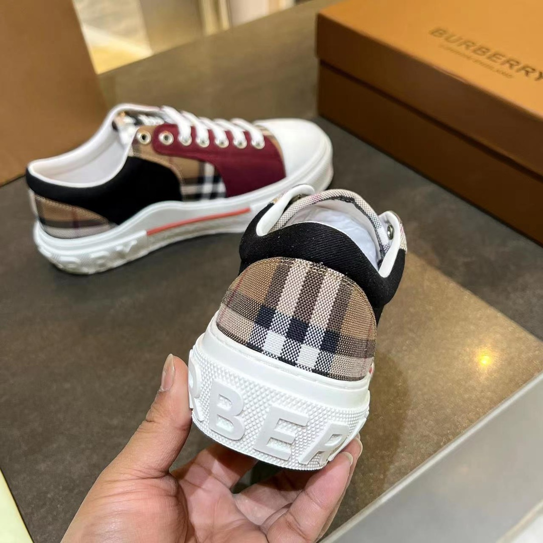 Burberry Kai Check Low-Top Sneakers - DopestKickz
