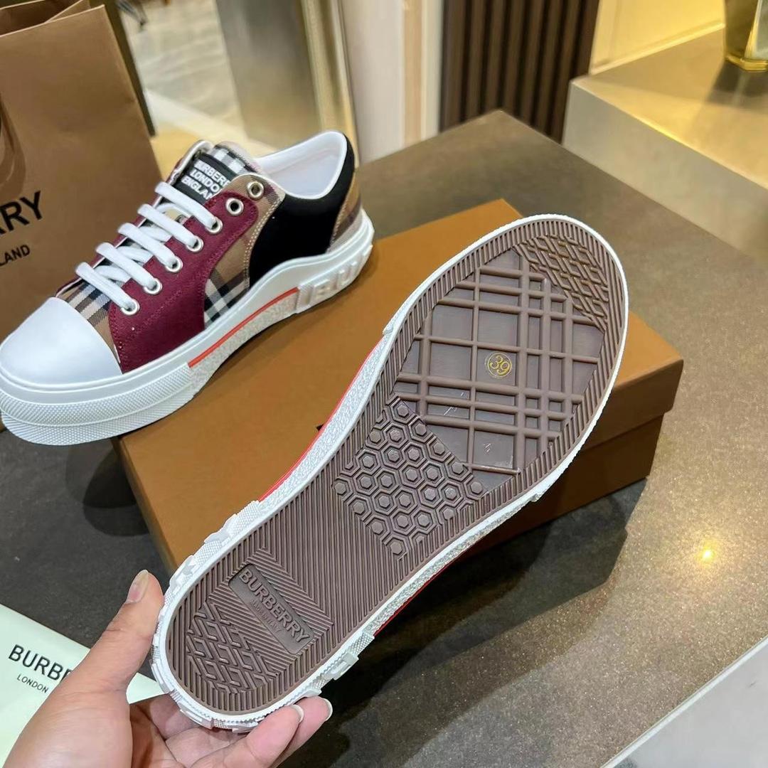Burberry Kai Check Low-Top Sneakers - DopestKickz