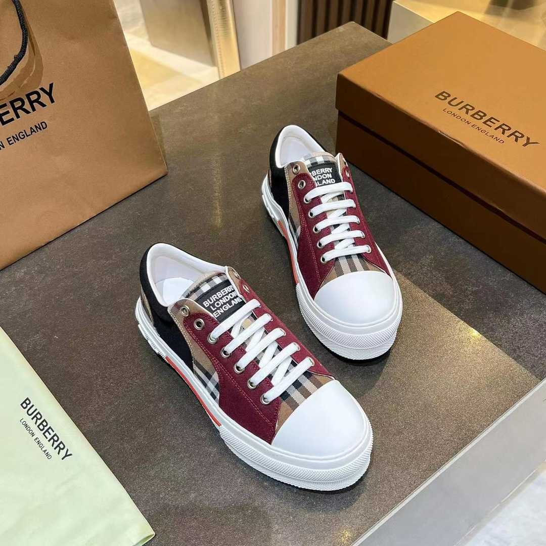Burberry Kai Check Low-Top Sneakers - DopestKickz