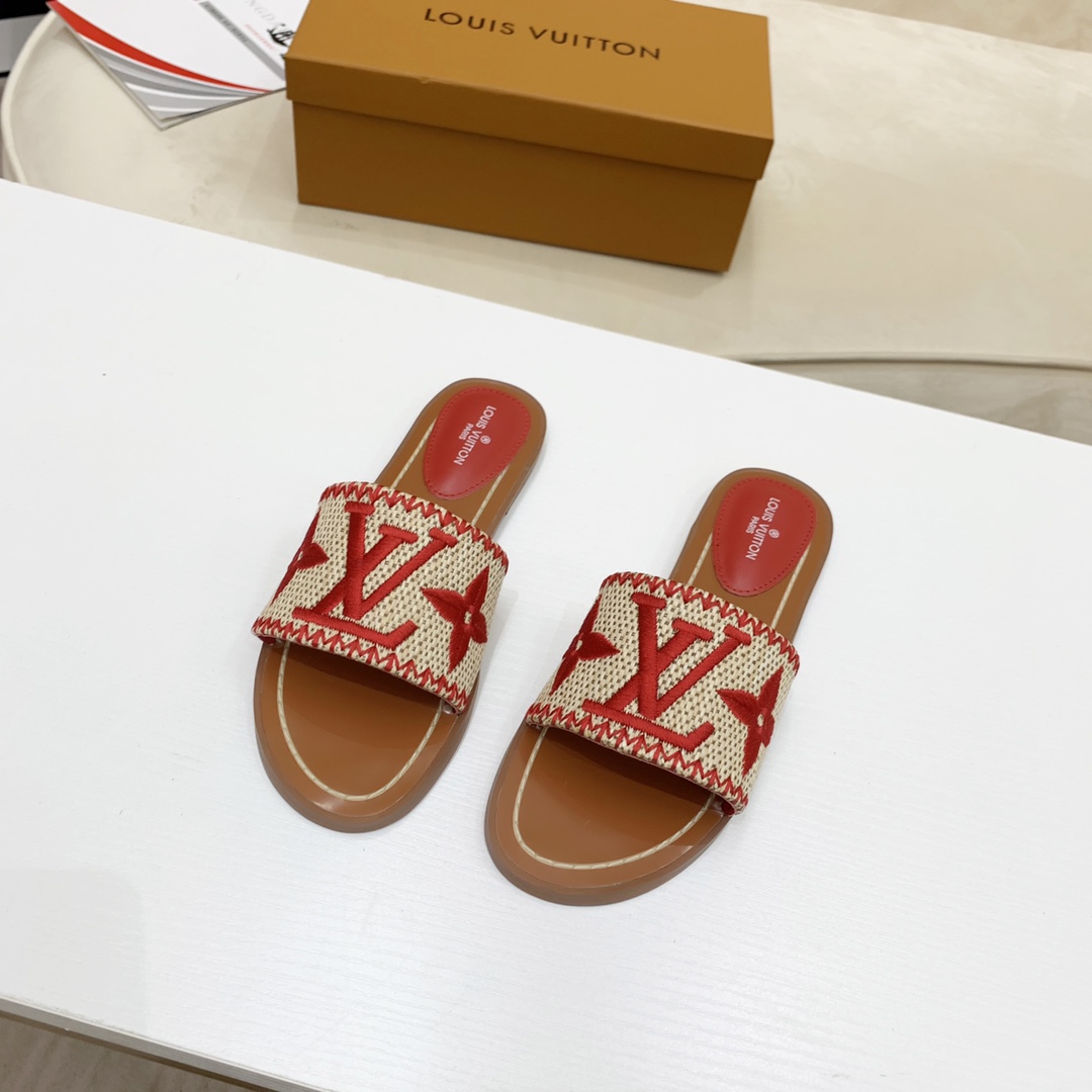 Louis Vuitton Lock It Flat Mule - DopestKickz