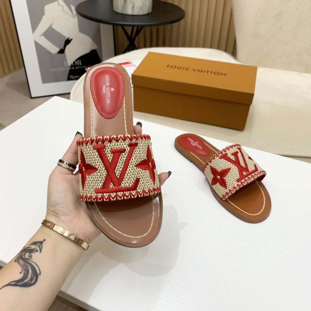 Louis Vuitton Lock It Flat Mule - DopestKickz