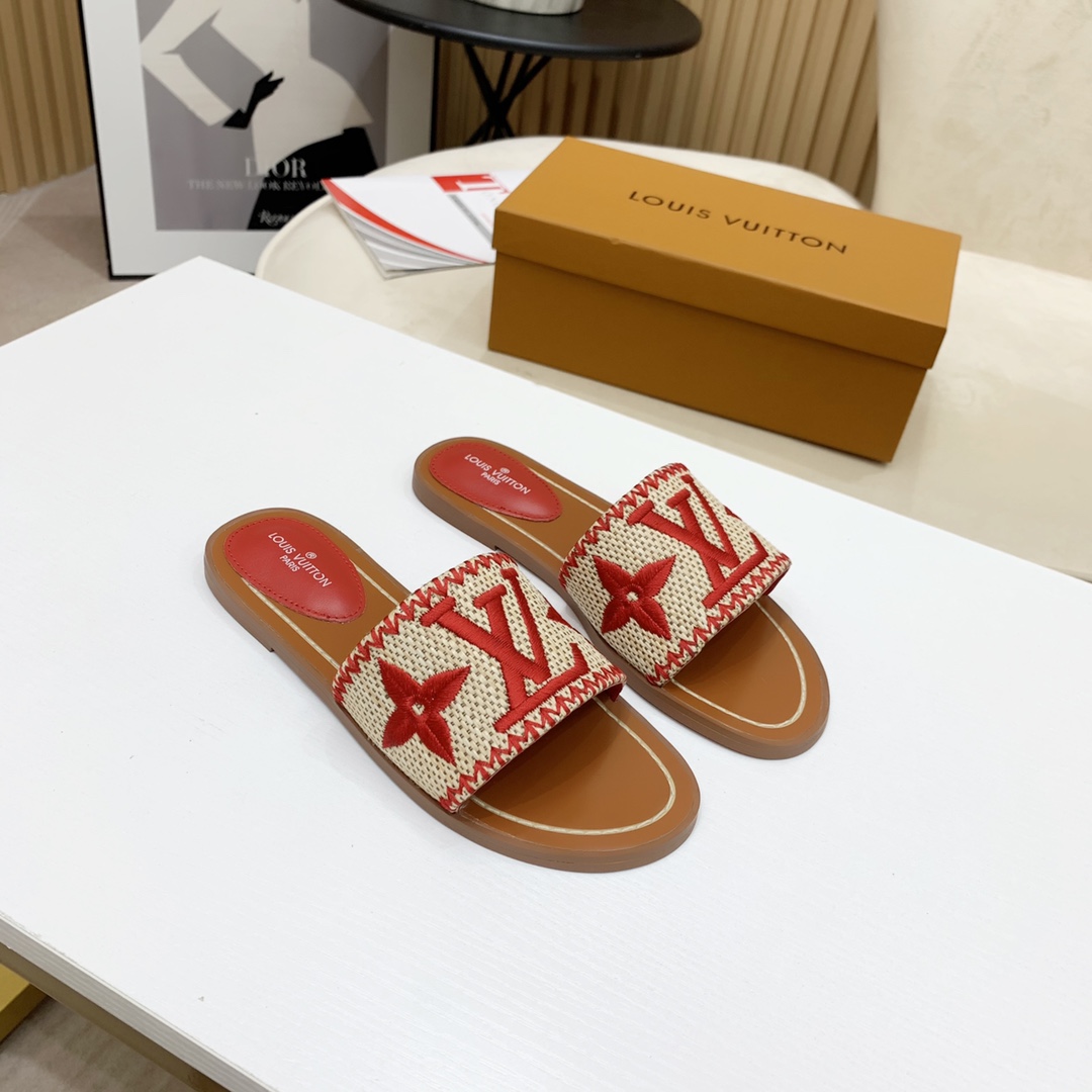 Louis Vuitton Lock It Flat Mule - DopestKickz
