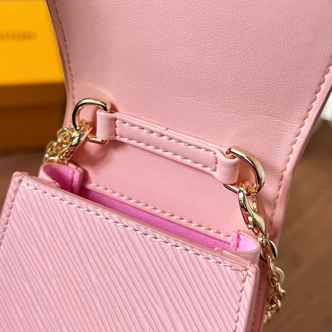 Louis Vuitton Key Bell XL   M22368 - DopestKickz