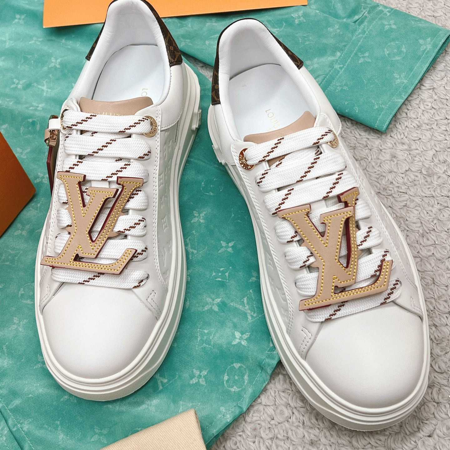 Louis Vuitton Time Out Sneaker (upon uk size)  1ABHRY - DopestKickz