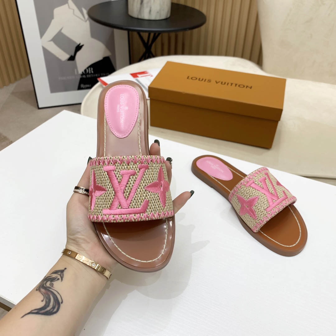 Louis Vuitton Lock It Flat Mule - DopestKickz