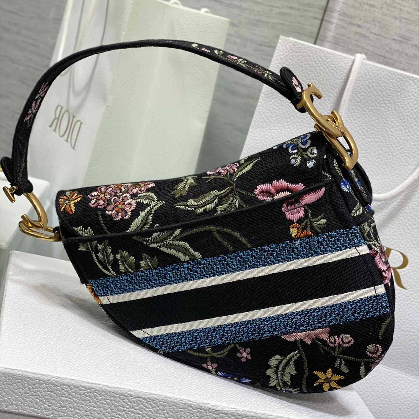 Dior Saddle Bag  - DopestKickz