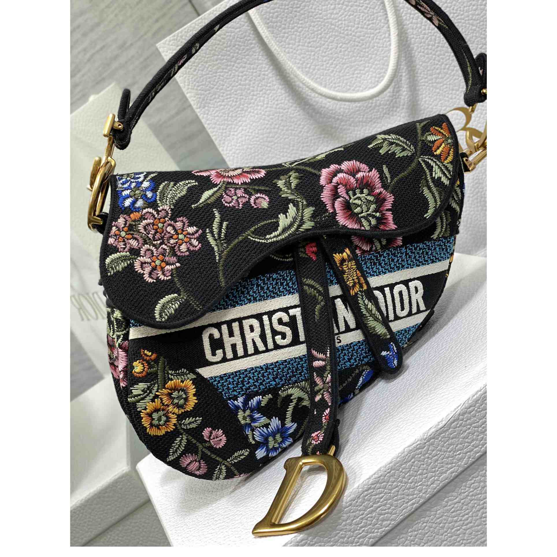 Dior Saddle Bag  - DopestKickz