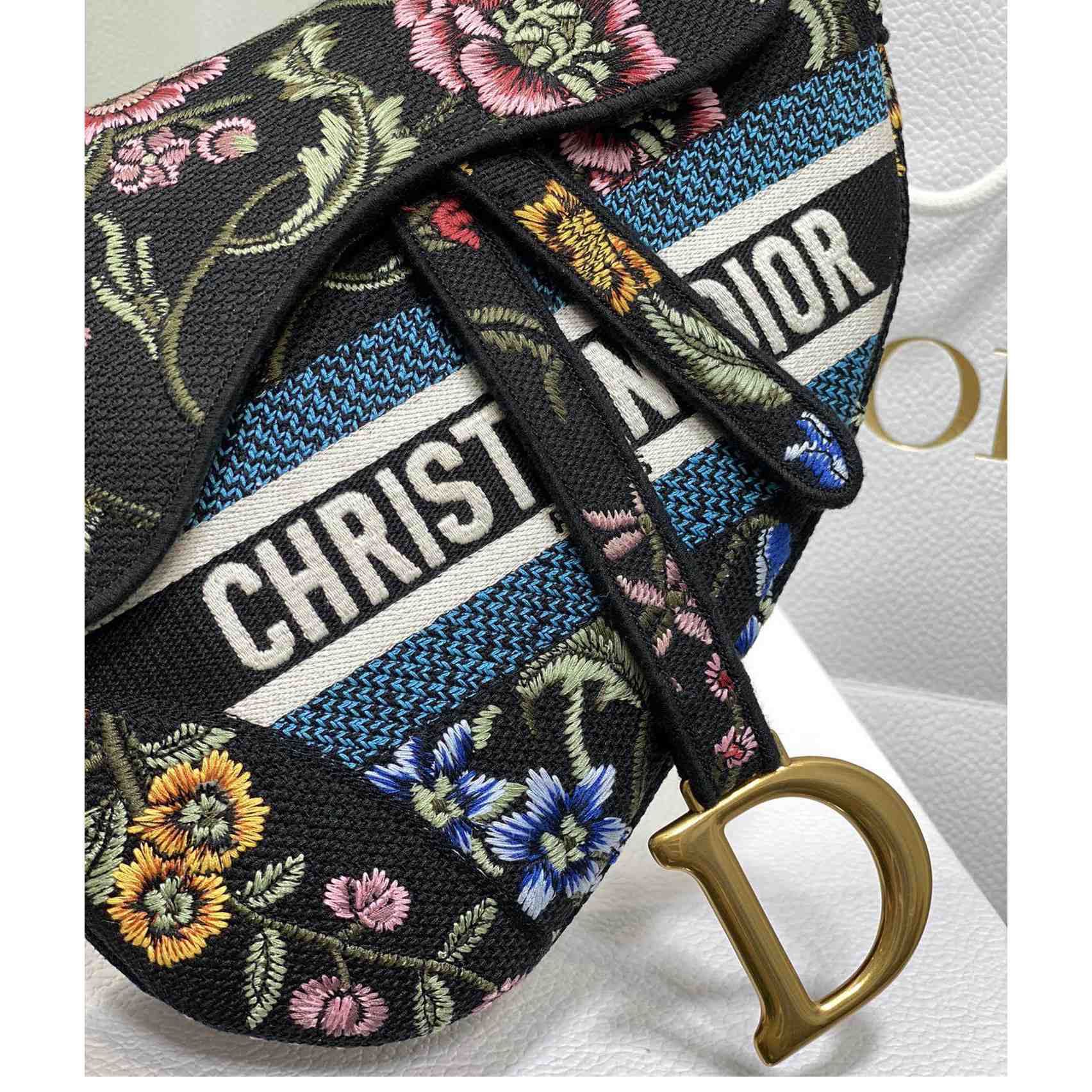Dior Saddle Bag  - DopestKickz