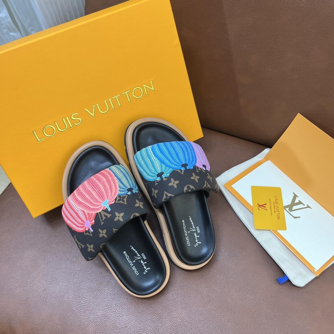 Louis Vuitton LV x YK Pool Pillow Flat Comfort Mule   1ABD8Y - DopestKickz