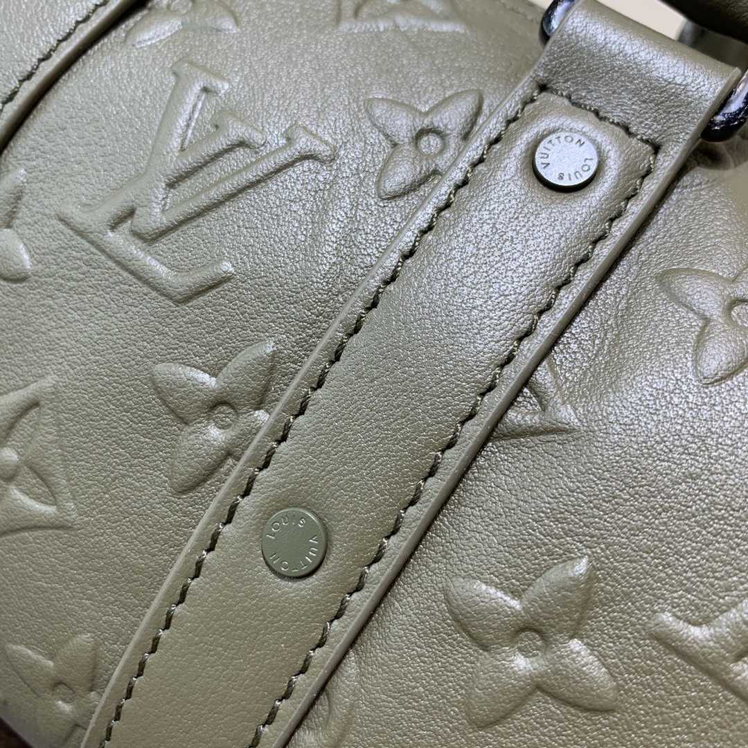 Louis Vuitton XS Other Leather Bag(21 x 12 x 9cm)  M57961 - DopestKickz