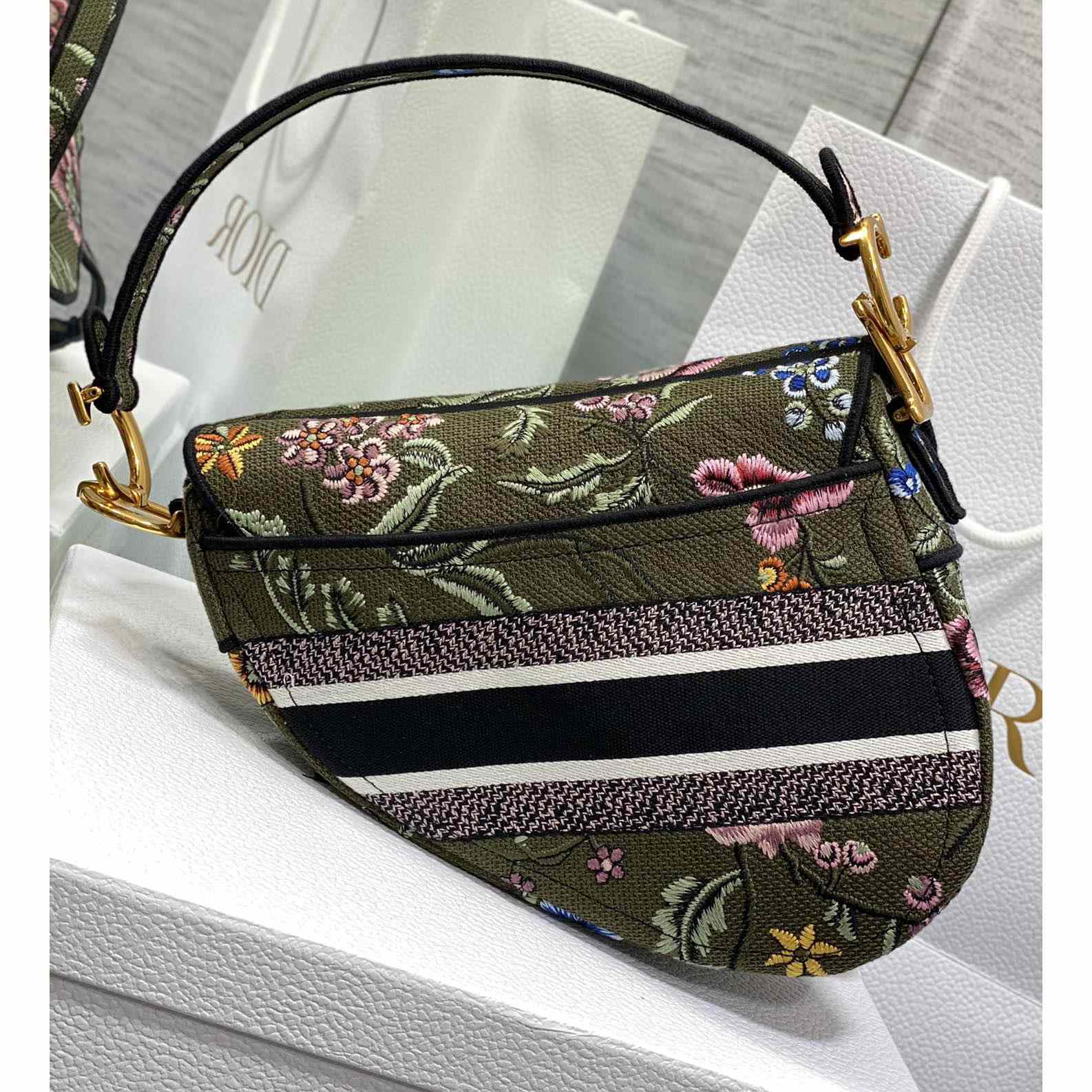 Dior Saddle Bag  - DopestKickz