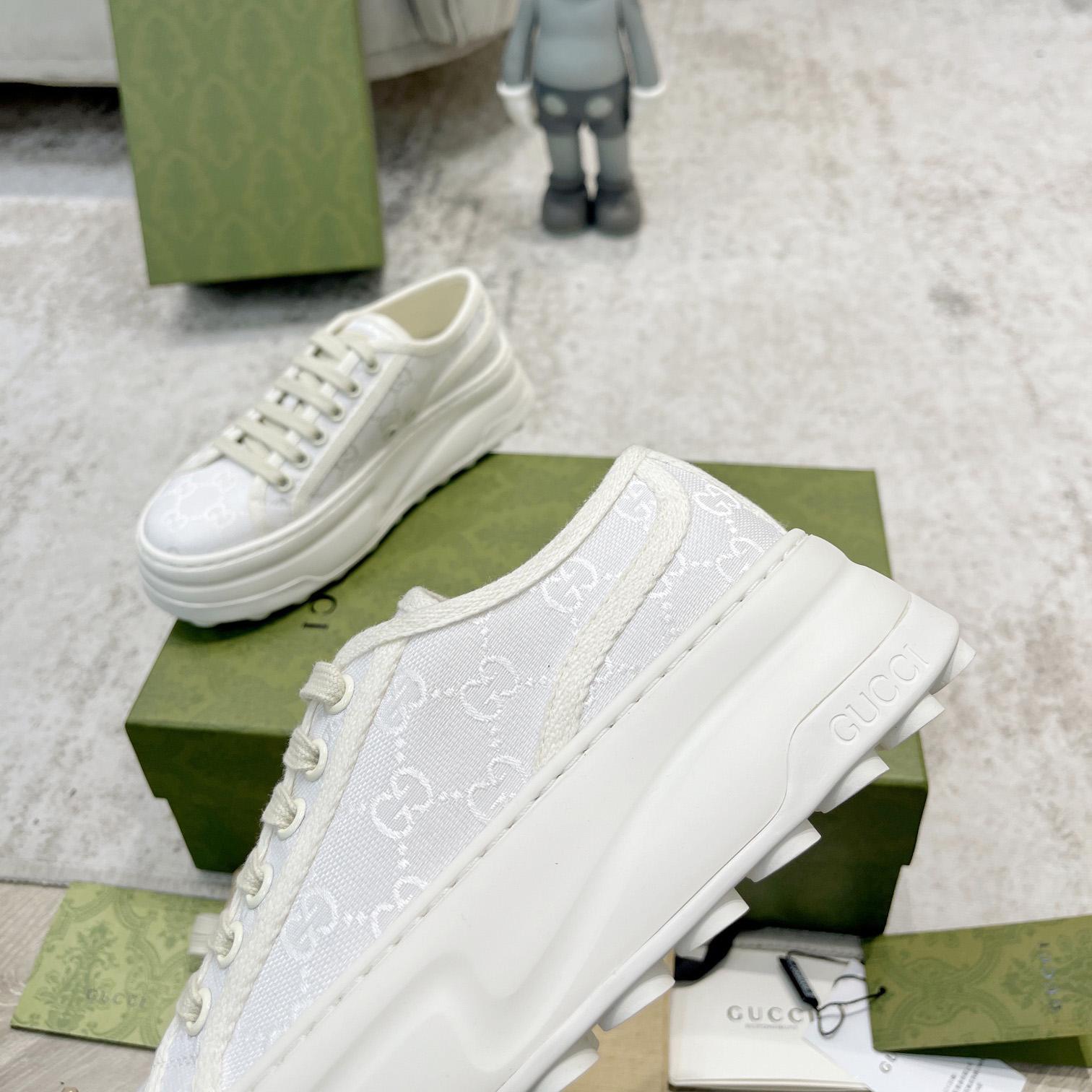 Gucci Women's GG Sneaker - DopestKickz