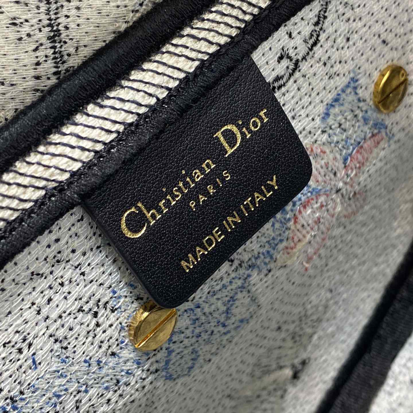 Dior Saddle Bag  - DopestKickz