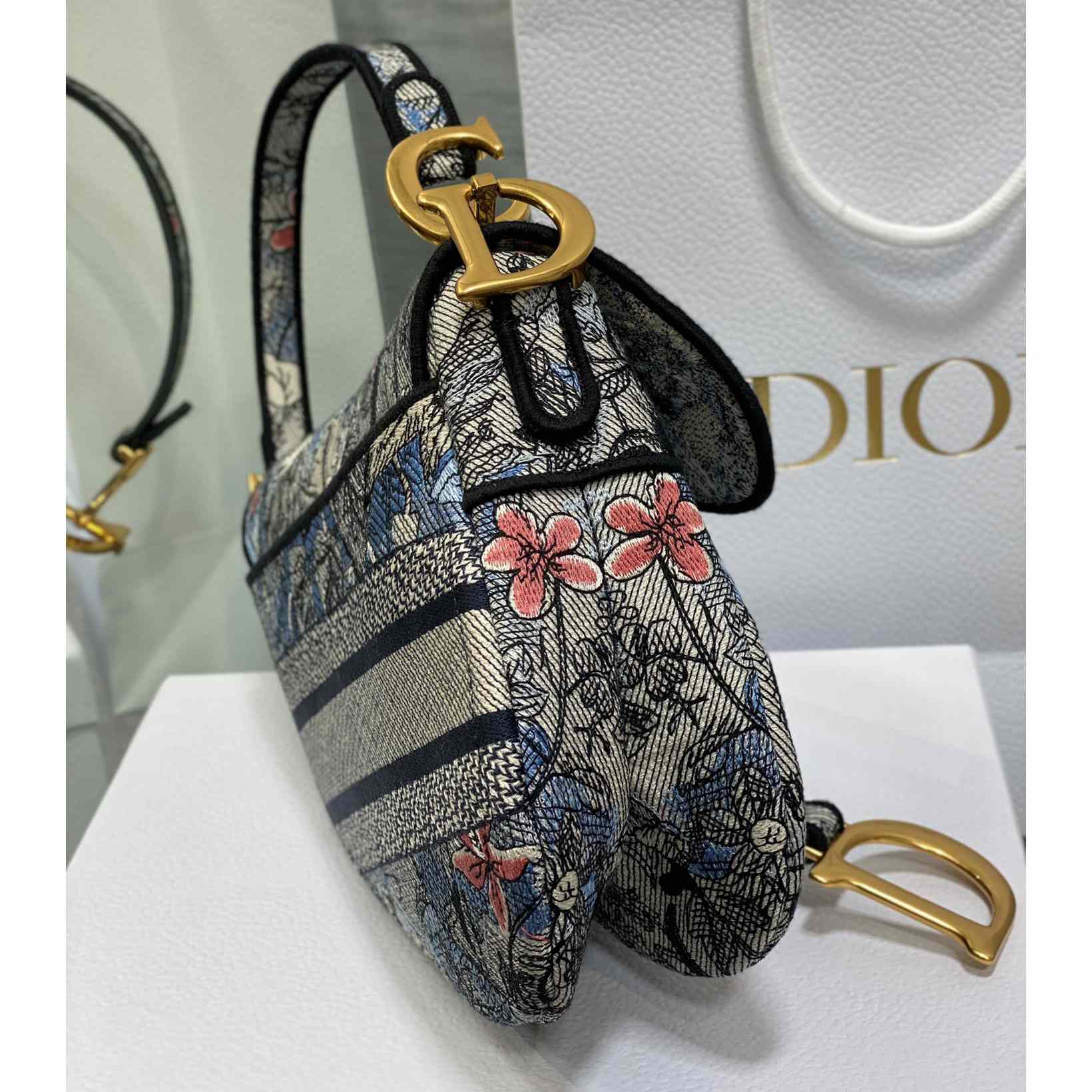 Dior Saddle Bag  - DopestKickz
