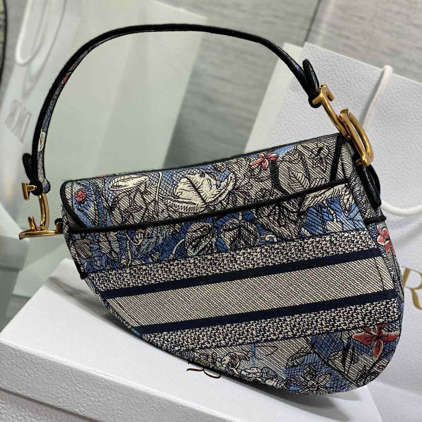 Dior Saddle Bag  - DopestKickz