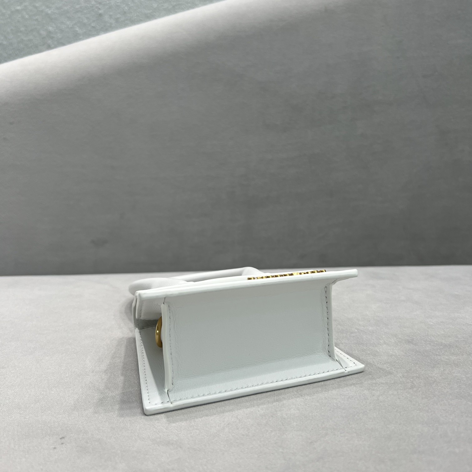 Jacquemus Le Chiquito Signature Leather Mini Handbag(12-8-5cm) - DopestKickz