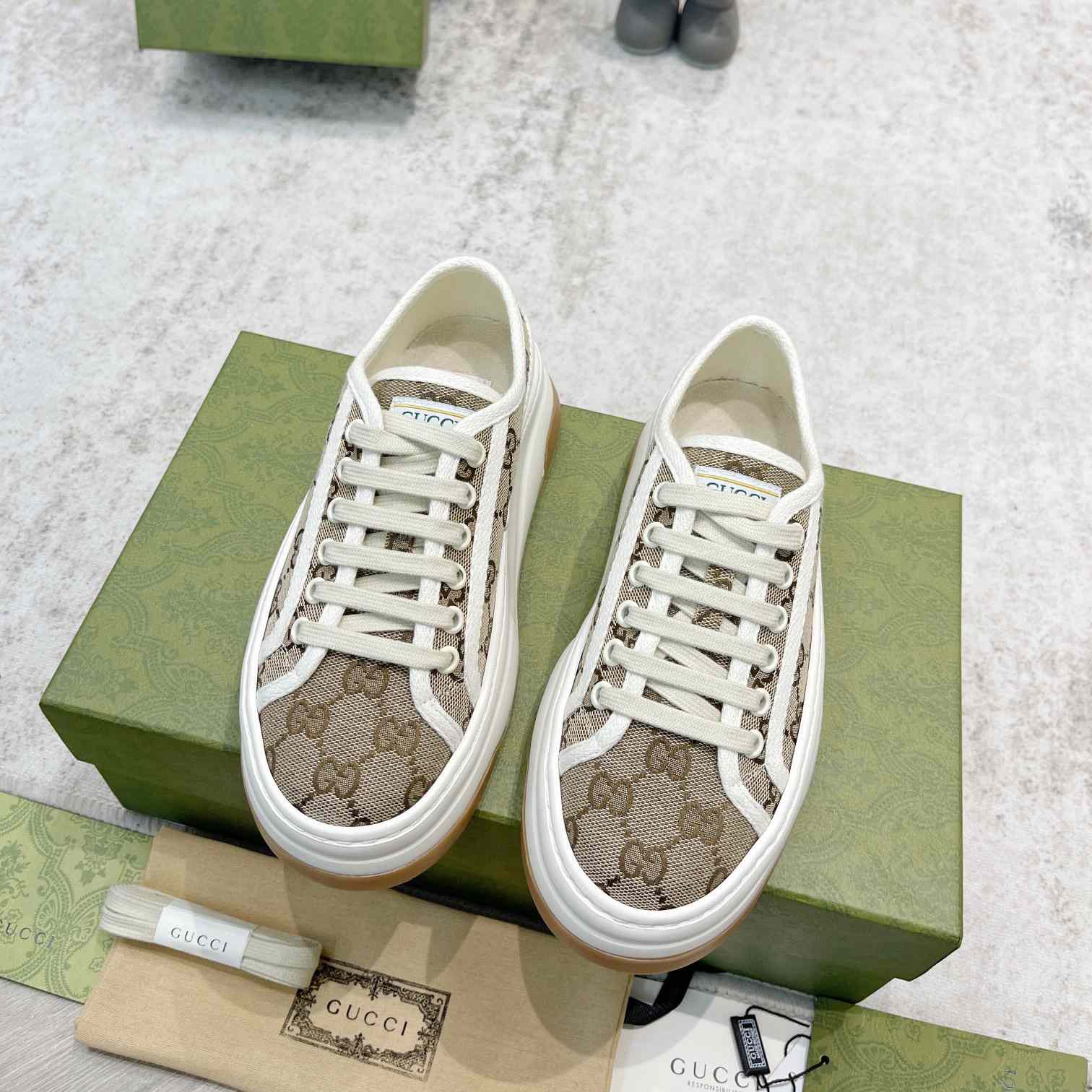 Gucci Women's GG Sneaker - DopestKickz