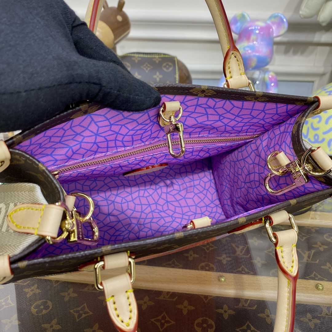 Louis Vuitton LV x YK OnTheGo PM (25*19*11.5cm) M46467 - DopestKickz