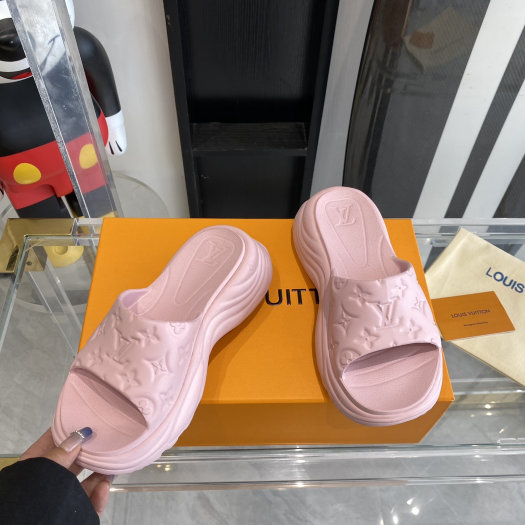 Louis Vuitton Pool 55 Flat Comfort Mule - DopestKickz