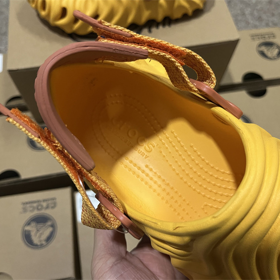 Salehe Bembury x CrocsPollex Clog - DopestKickz