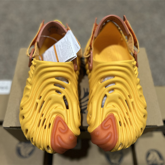 Salehe Bembury x CrocsPollex Clog - DopestKickz