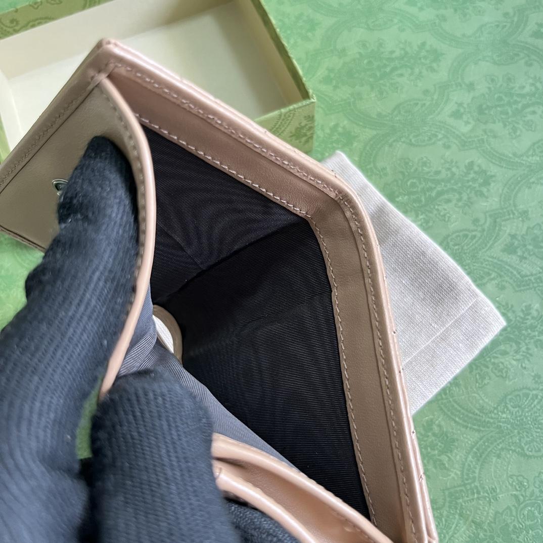Gucci GG Marmont Matelassé Card Case Wallet - DopestKickz