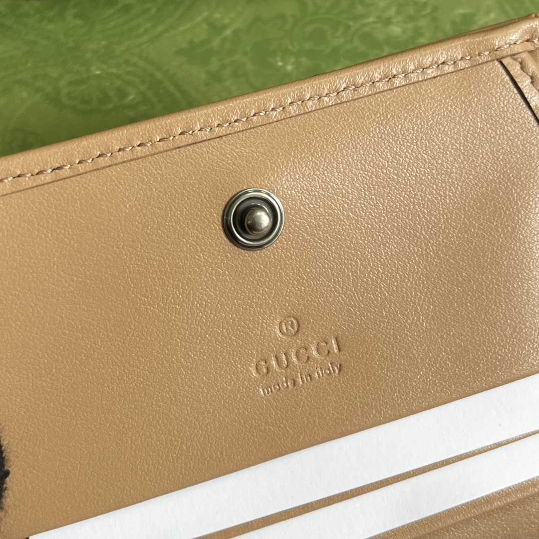 Gucci GG Marmont Matelassé Card Case Wallet - DopestKickz